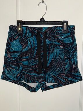 Lululemon Spring Break Away shorts in Palm Lace Tofino Teal multi - size 4
